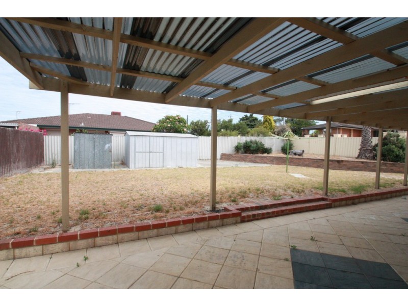 1 Plover Drive, Yangebup WA 6164