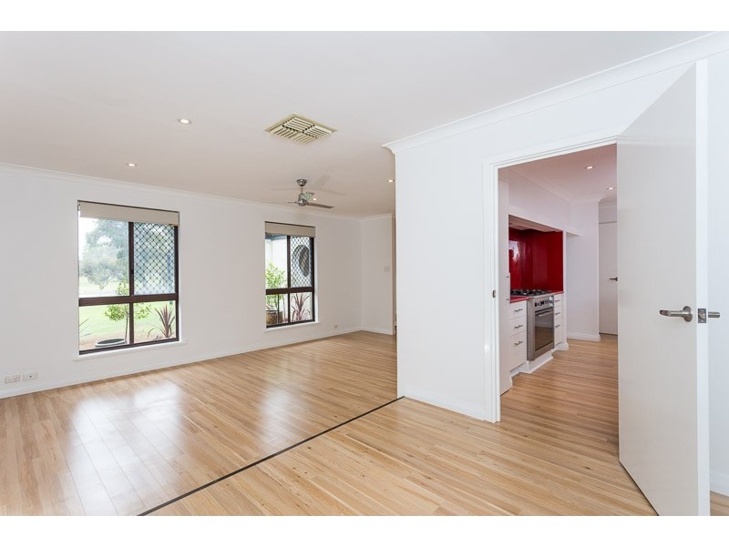 19 Sandpiper Loop, Yangebup WA 6164