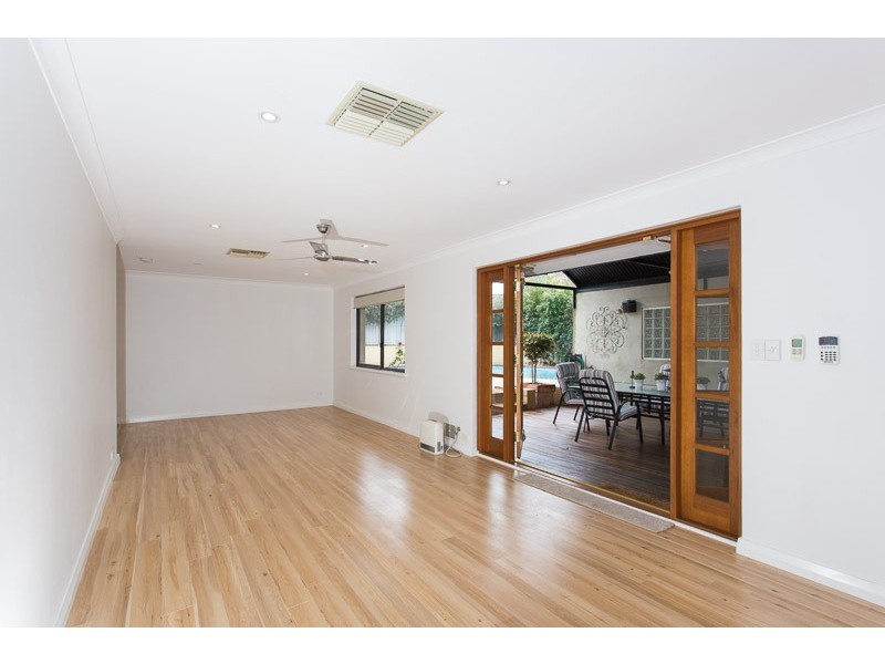 19 Sandpiper Loop, Yangebup WA 6164