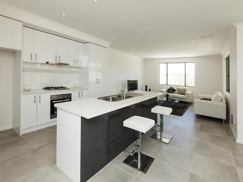 3B Grizen Way, Munster WA 6166