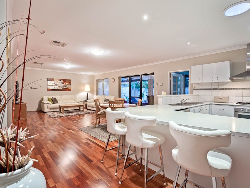 1 Arches Way, Bibra Lake WA 6163