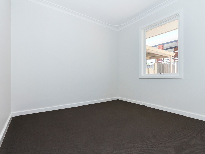 5b Cobine Street, Spearwood WA 6163