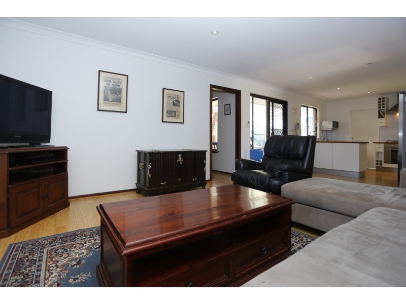 4 Fluellen Way, Hamilton Hill WA 6163