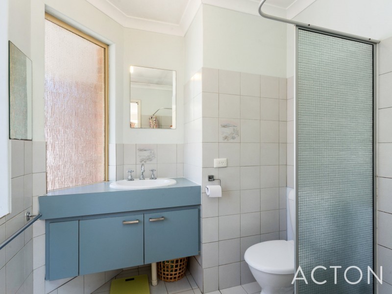 64 Turfan Way, Munster WA 6166