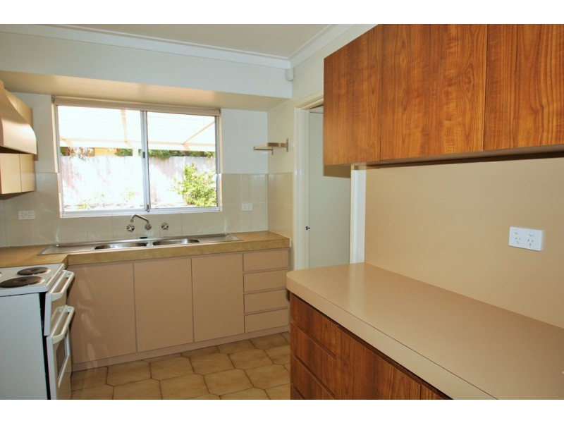 14a Chivers Court, Samson WA 6163