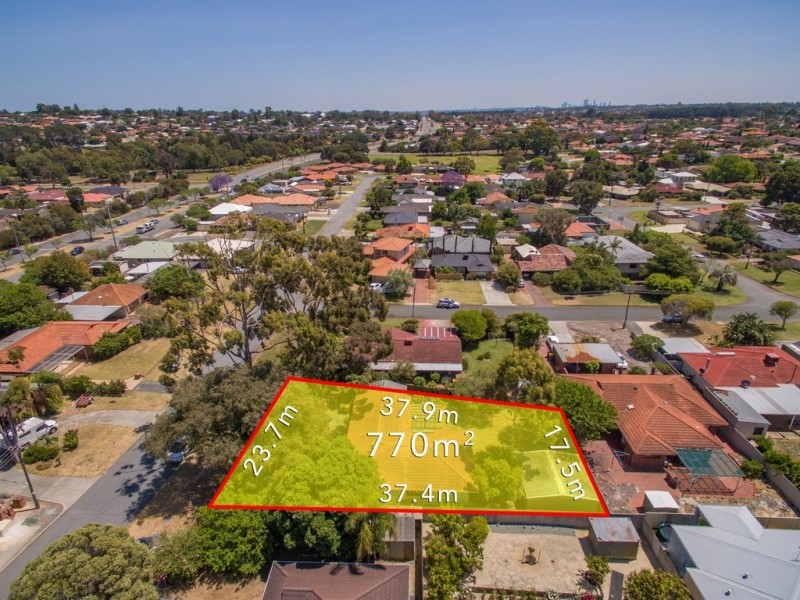 42 Piercy Way, Kardinya WA 6163