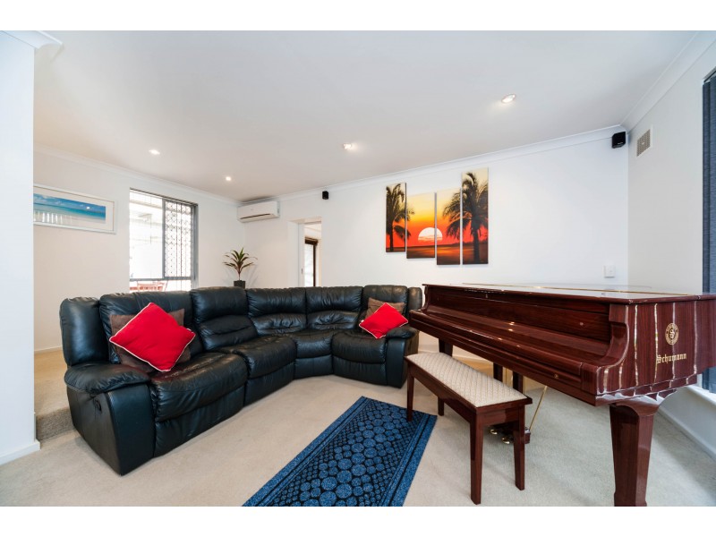 35 Angus Avenue, Spearwood WA 6163