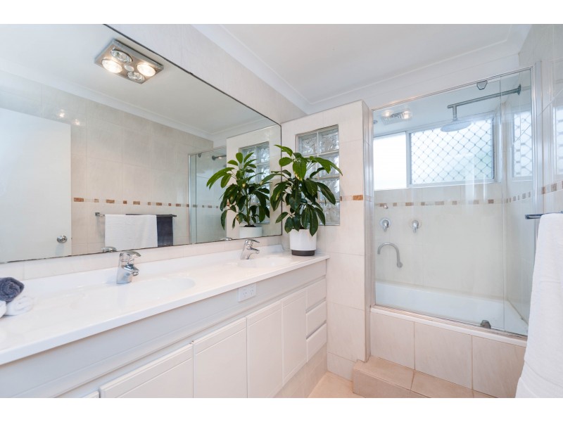 35 Angus Avenue, Spearwood WA 6163