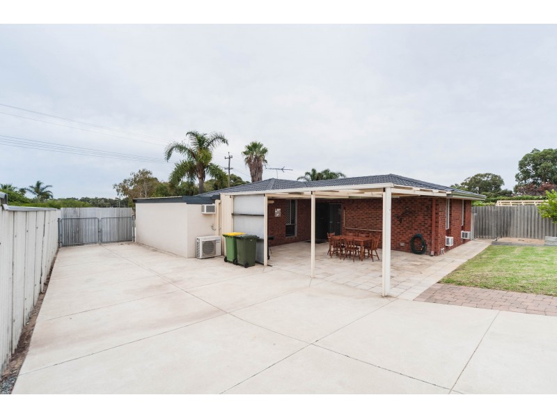35 Angus Avenue, Spearwood WA 6163