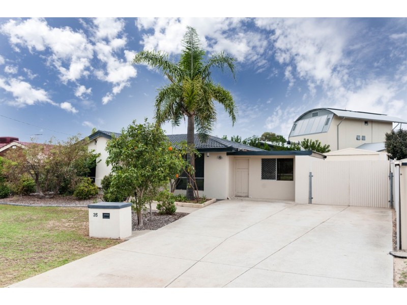 35 Angus Avenue, Spearwood WA 6163