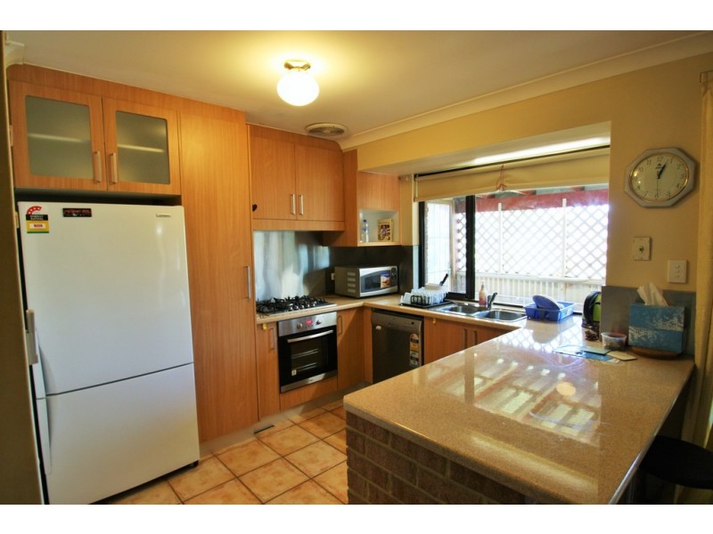 17 Needwell Road, Bibra Lake WA 6163