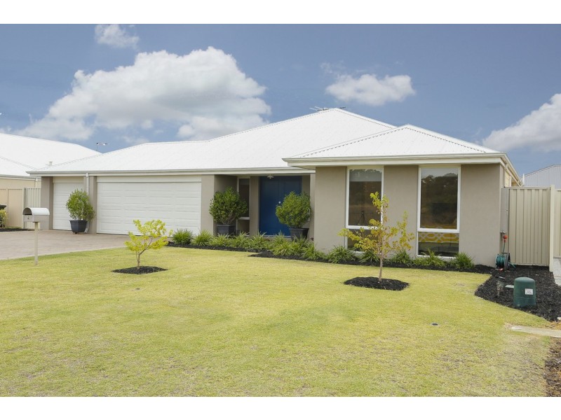 4 Korcula Court, Munster WA 6166