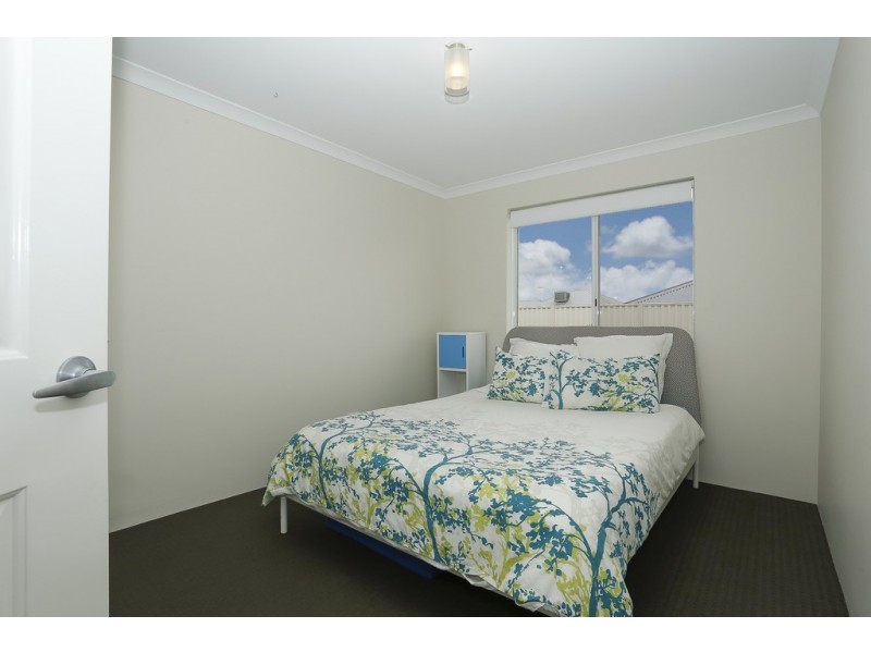 4 Korcula Court, Munster WA 6166