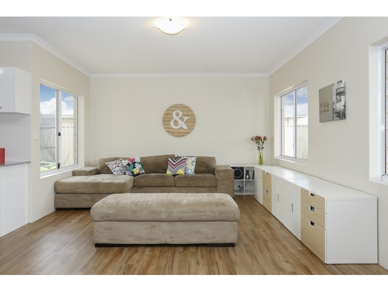 4 Korcula Court, Munster WA 6166