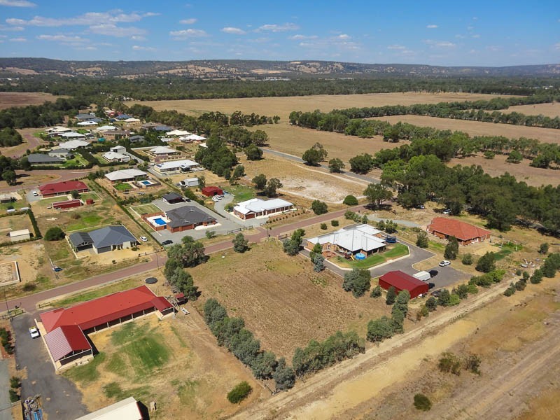 23 Learmouth Turn, Byford WA 6122