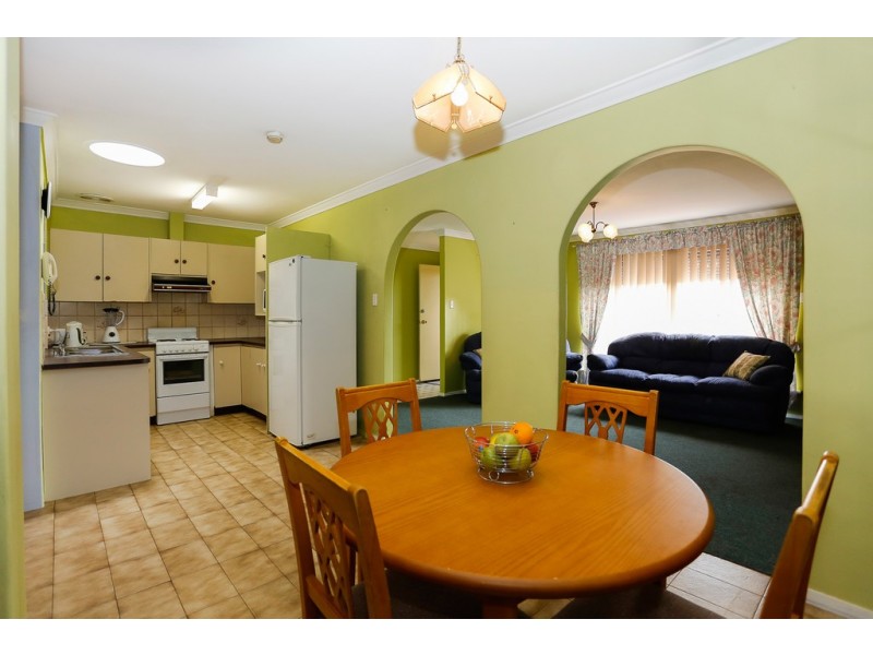 7 Salway Place, Spearwood WA 6163