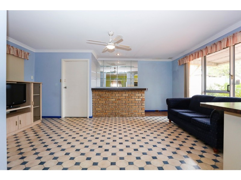 7 Salway Place, Spearwood WA 6163