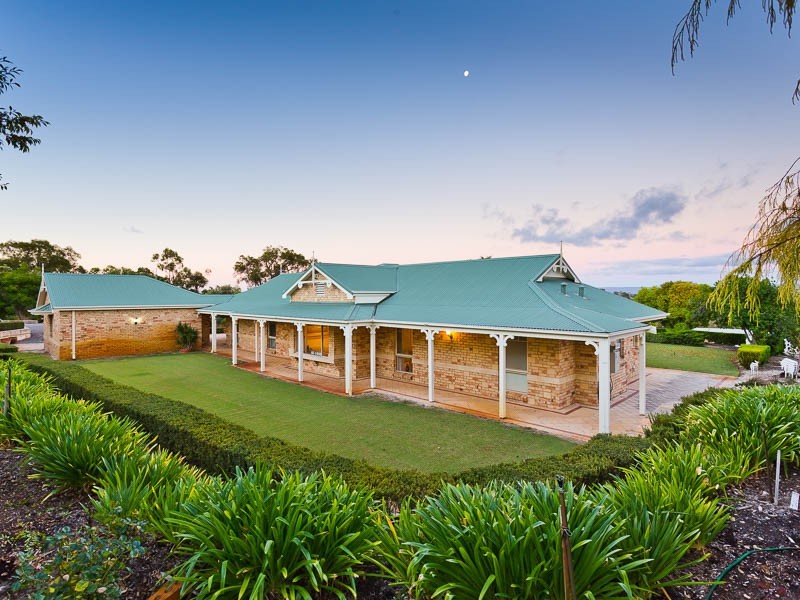 55 Scovell Crescent, Anketell WA 6167