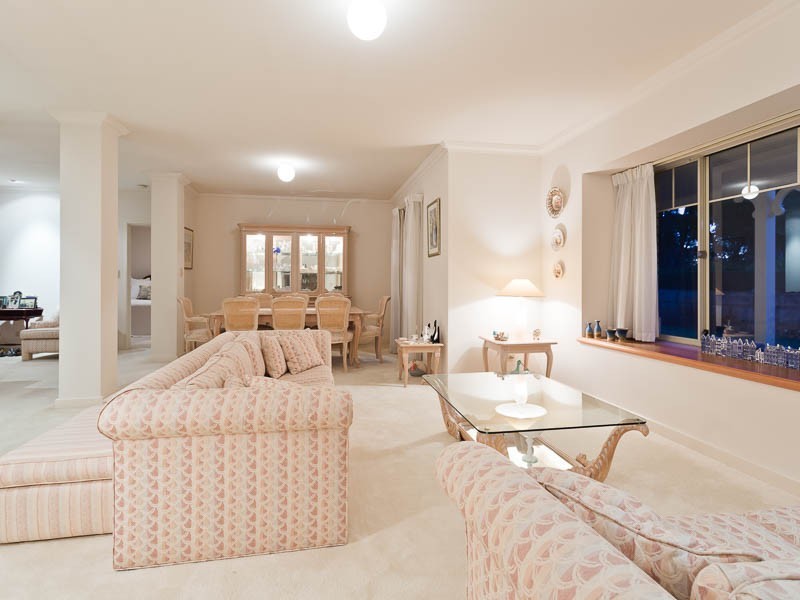 55 Scovell Crescent, Anketell WA 6167