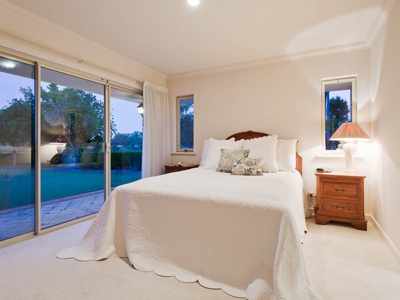 55 Scovell Crescent, Anketell WA 6167