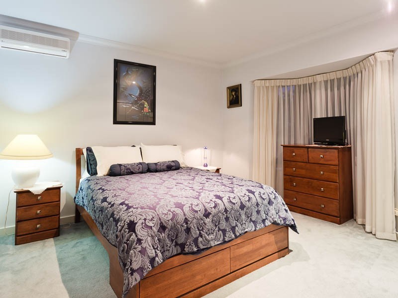 55 Scovell Crescent, Anketell WA 6167