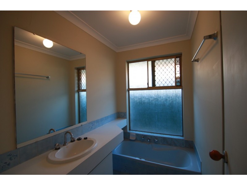 20 Arcaman Place, South Lake WA 6164