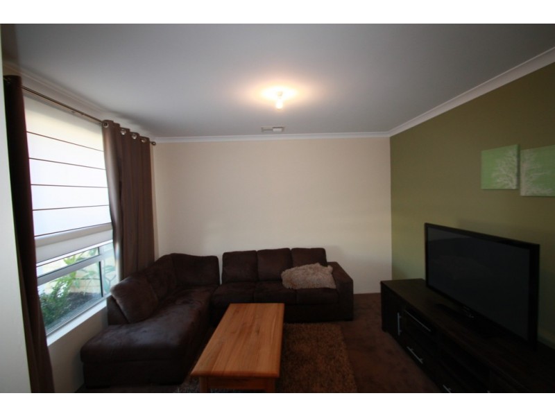 5 Donnelly Street, Munster WA 6166