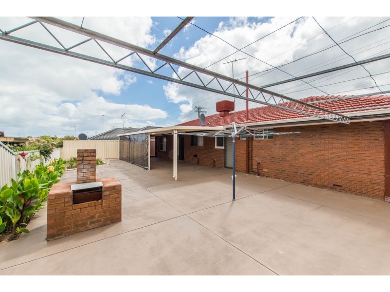 51 Owen Road, Hamilton Hill WA 6163