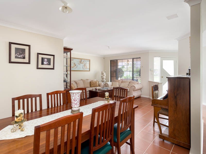 26 Strelitz View, Beeliar WA 6164