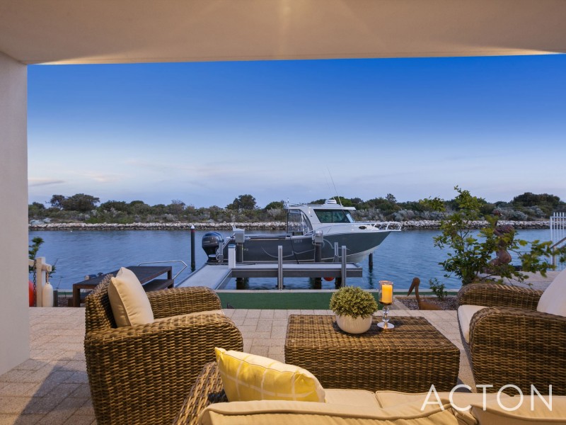 26 Cormorant Key, Wannanup WA 6210