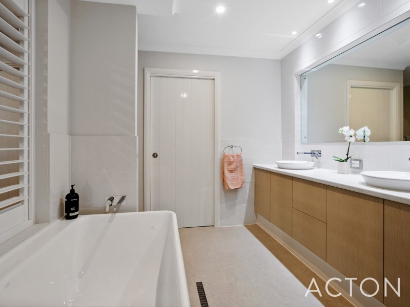 26 Cormorant Key, Wannanup WA 6210