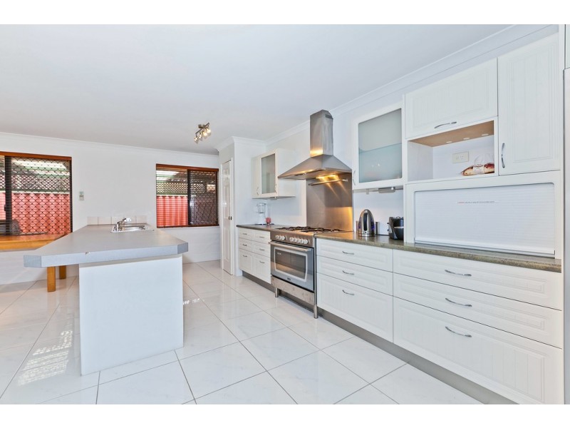 18 Yangebup Road, Yangebup WA 6164