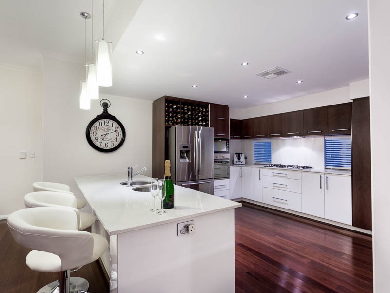 2 Labatt Gardens, Wandi WA 6167