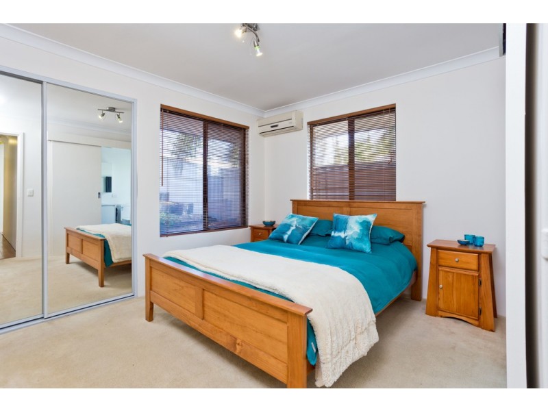 15 Foxon Road, Bibra Lake WA 6163