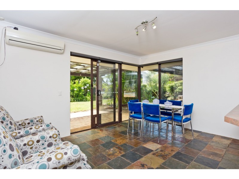 15 Foxon Road, Bibra Lake WA 6163