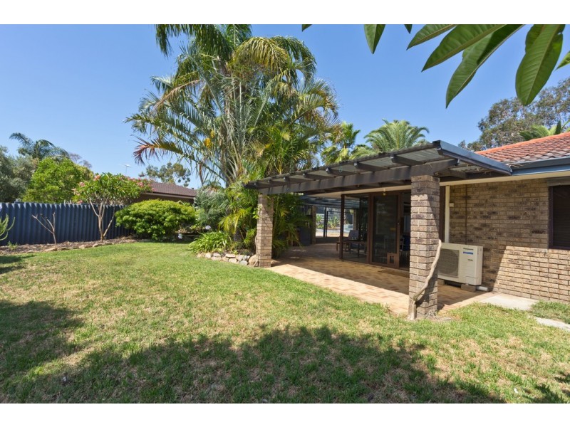 15 Foxon Road, Bibra Lake WA 6163