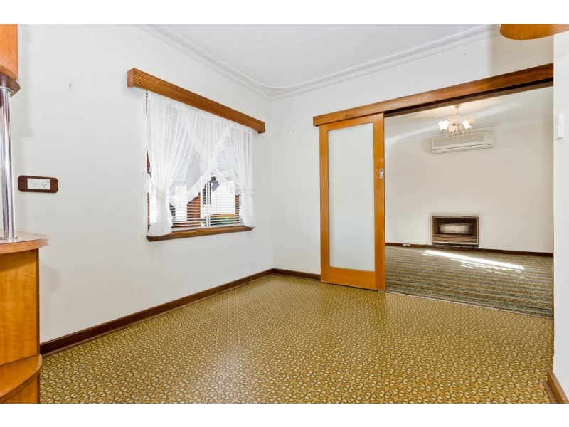 16 Packham Road, Hamilton Hill WA 6163