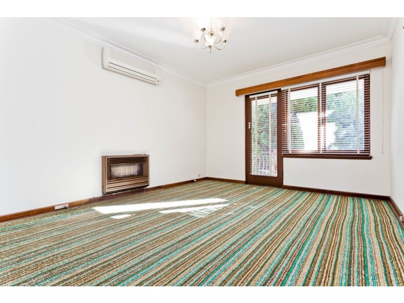 16 Packham Road, Hamilton Hill WA 6163