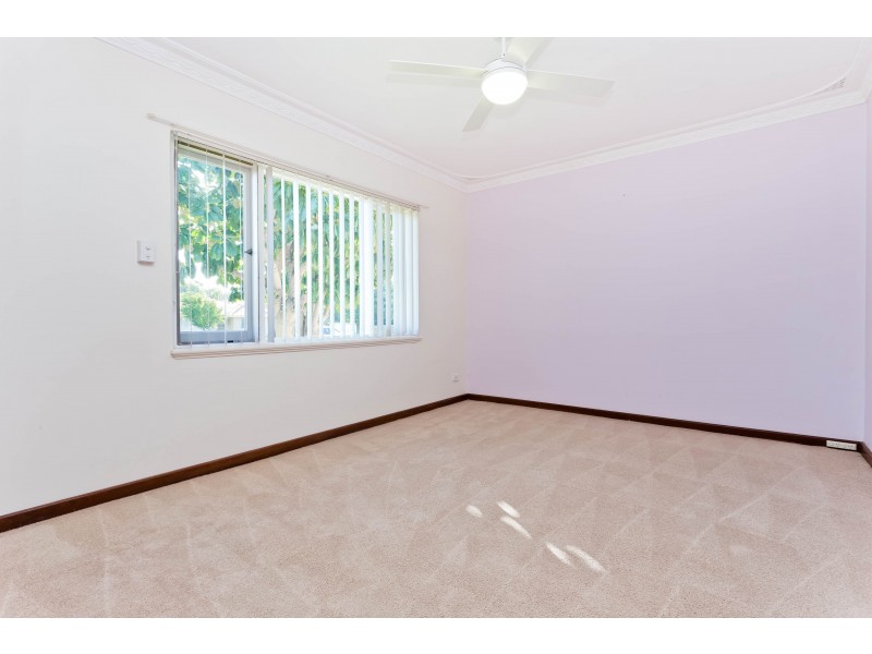 16 Packham Road, Hamilton Hill WA 6163