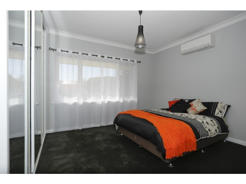 19 Holmes Place, Hilton WA 6163