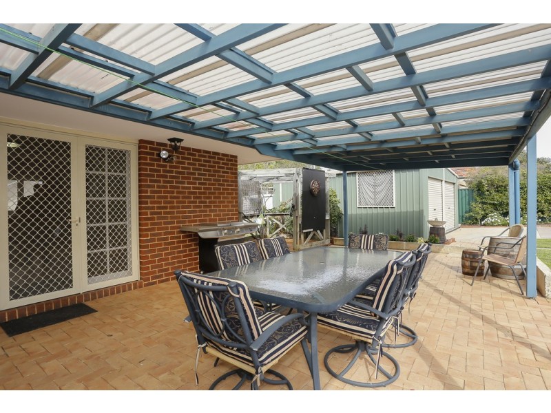 19 Holmes Place, Hilton WA 6163