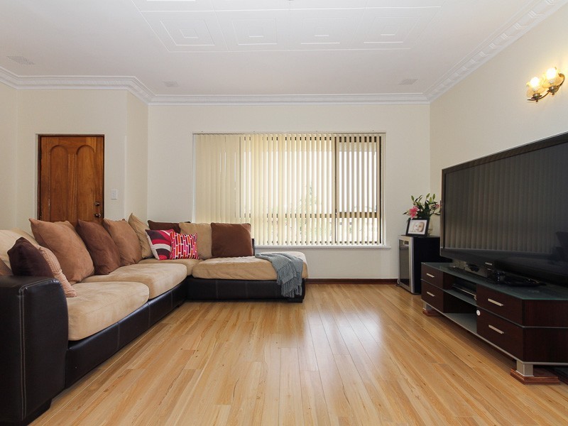 6 Aberle Street, Hamilton Hill WA 6163