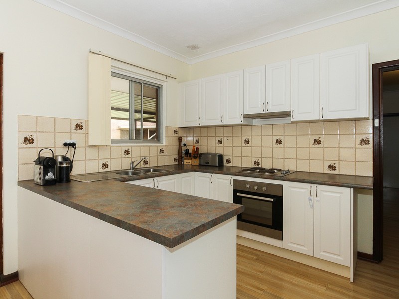 6 Aberle Street, Hamilton Hill WA 6163