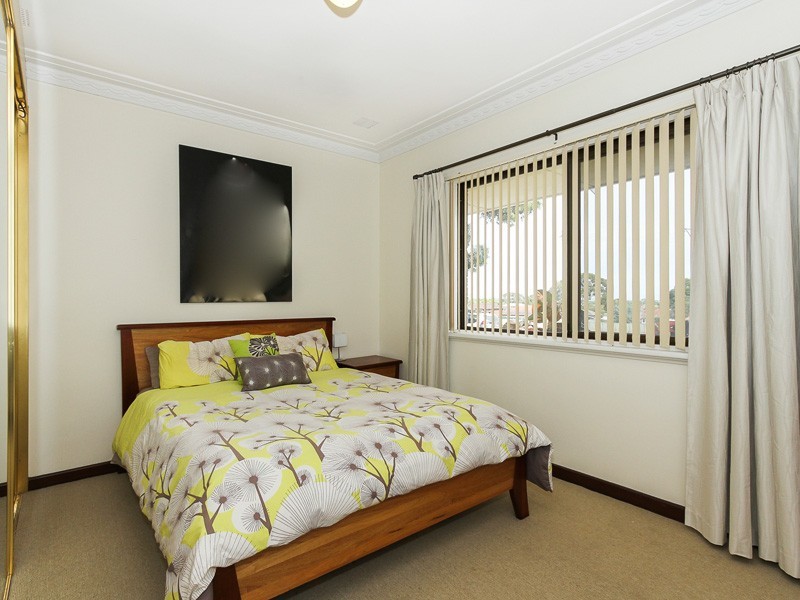 6 Aberle Street, Hamilton Hill WA 6163