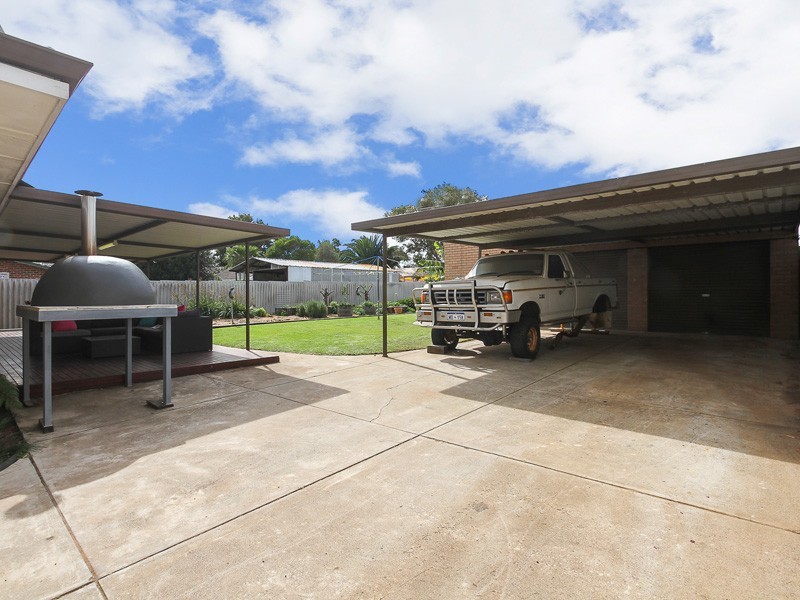 6 Aberle Street, Hamilton Hill WA 6163