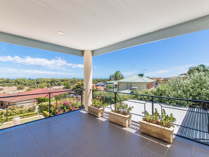 3 Mayor Road, Coogee WA 6166