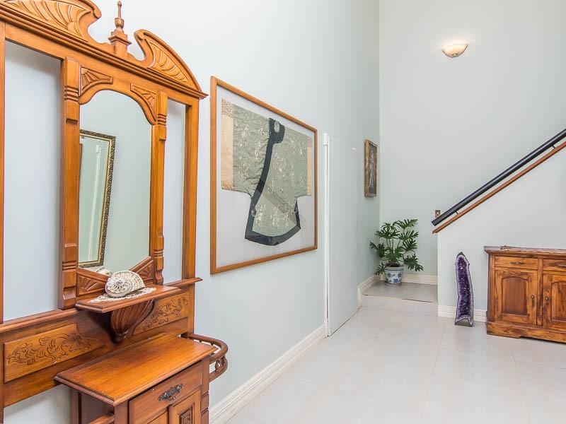 3 Mayor Road, Coogee WA 6166