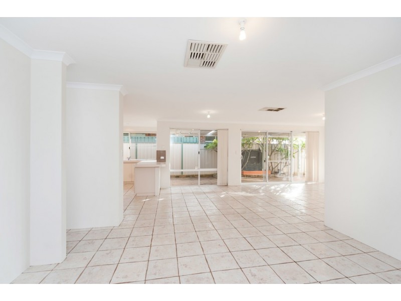 296 Hamilton Road, Spearwood WA 6163