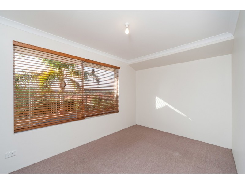 296 Hamilton Road, Spearwood WA 6163