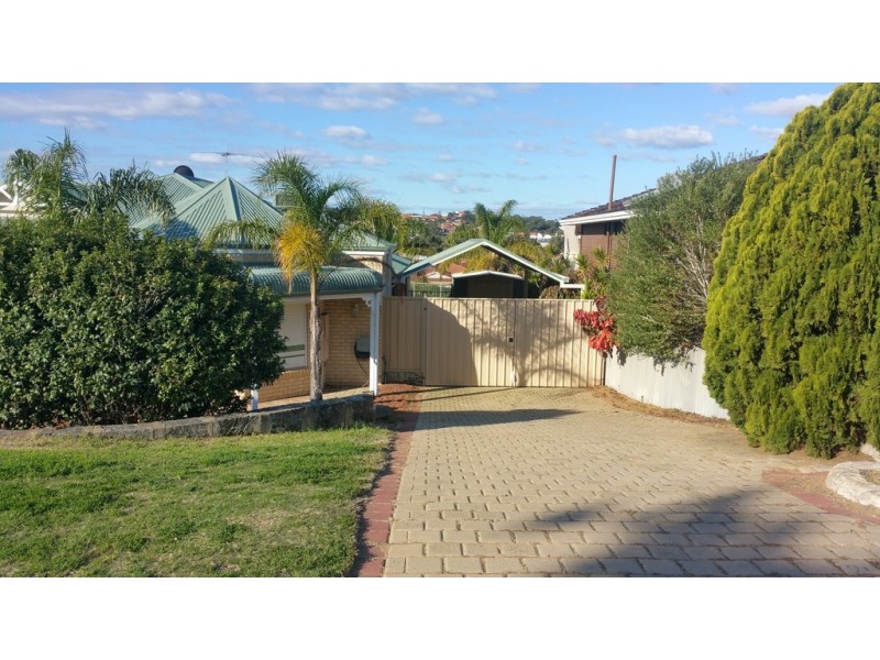 296 Hamilton Road, Spearwood WA 6163